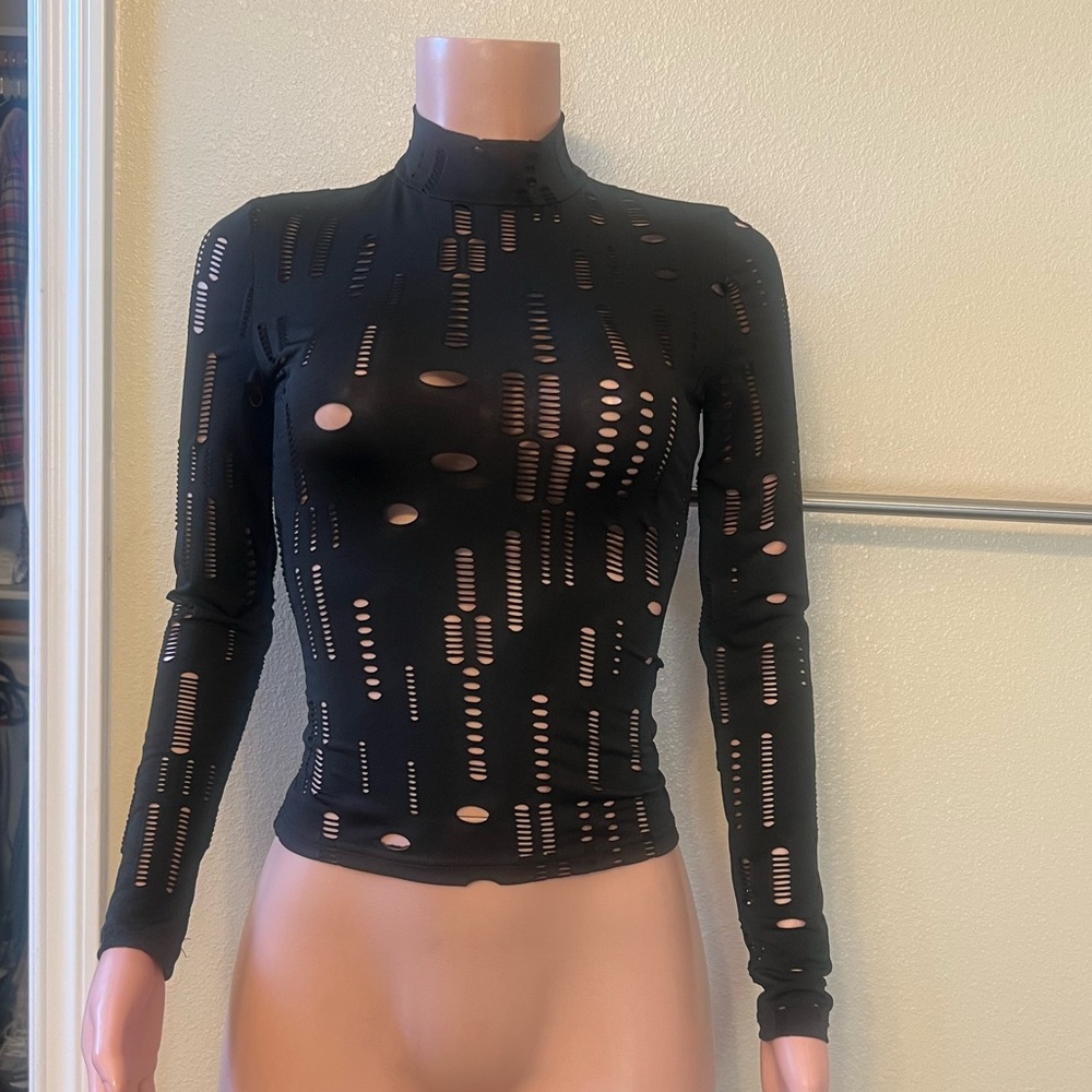 Black Long-Sleeve Cutout Mock Neck Top. Size M.